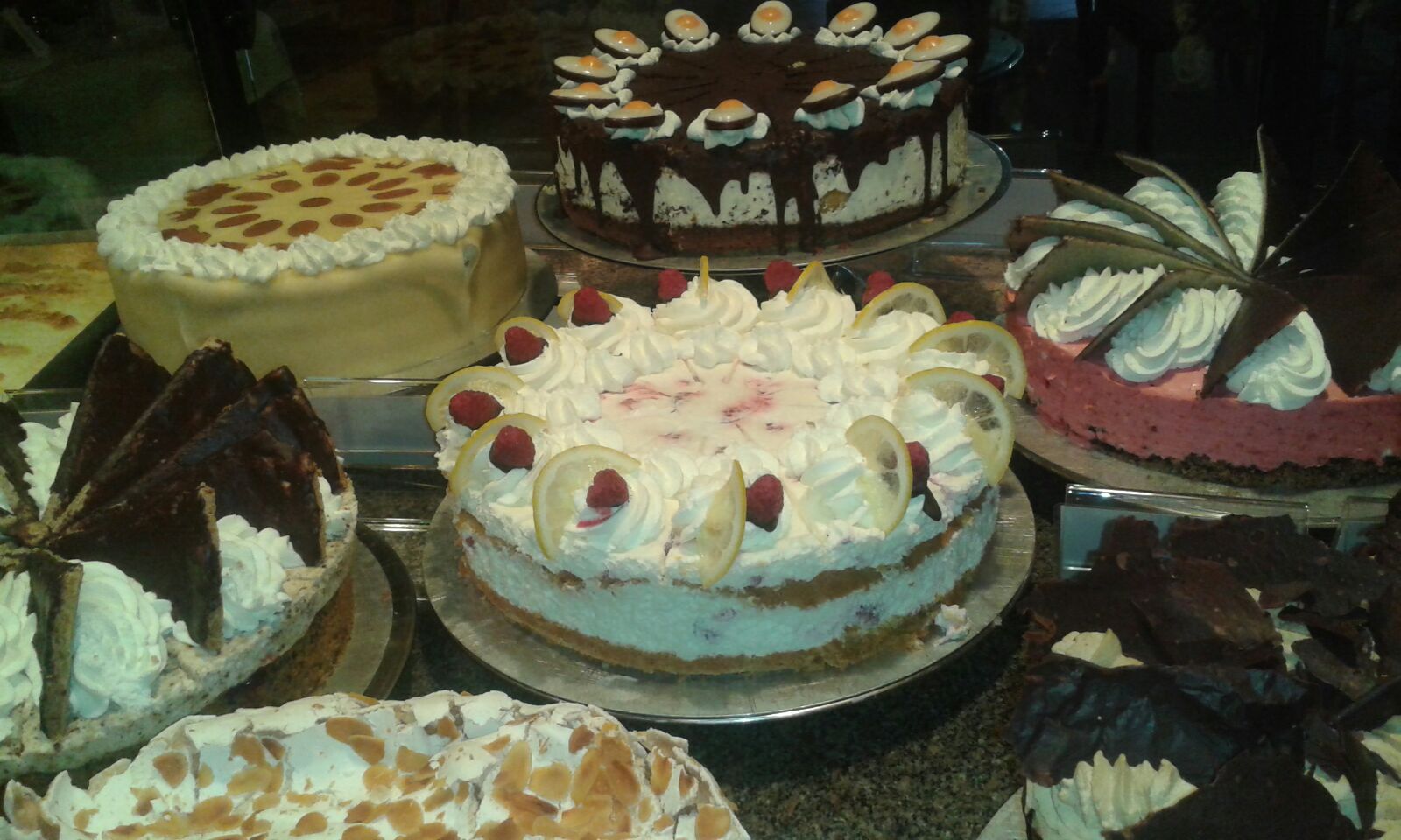 Tortenbuffet vor 20 Jahren